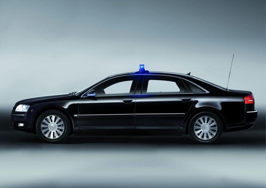  Audi A8 L W12 Security (D3) 2008 года  (фото 2 из 14)
